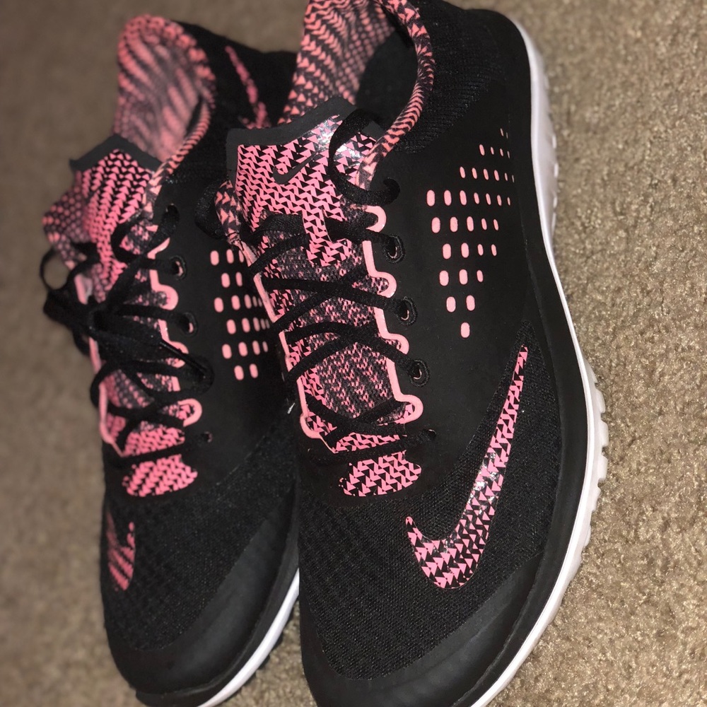 Nike Linear Shoes